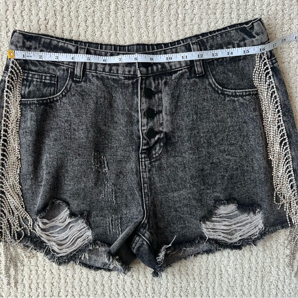 SAVANNA JANE Rhinestone Tassel Black Gray Distressed Jean Shorts Large L - Picture 7 of 12